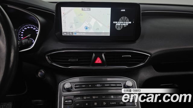 Hyundai Santafe 2022 — photo 19