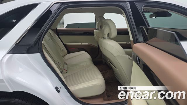 Hyundai Grandeur 2025 — photo 17