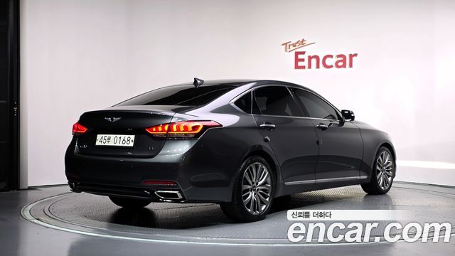 Genesis G80 2017 — photo 2