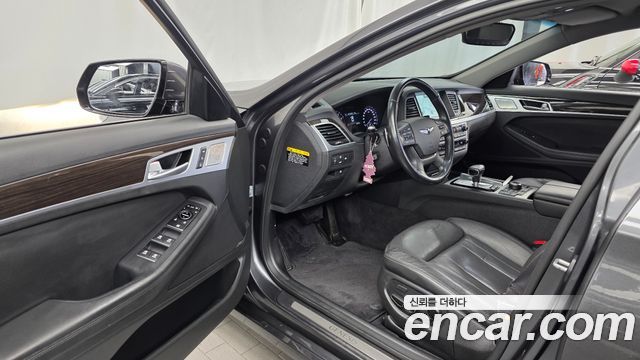 Genesis G80 2017 — photo 10