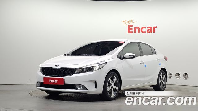 Kia K3 2018 — photo 1