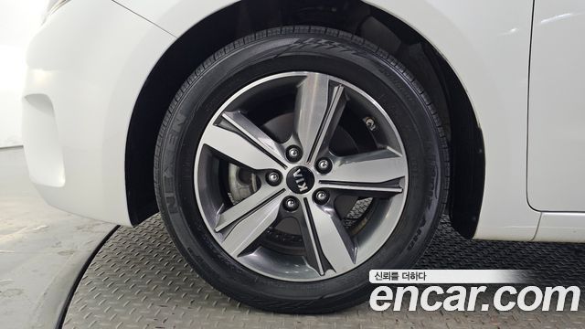 Kia K3 2018 — photo 5