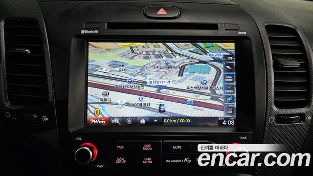 Kia K3 2018 — photo 24