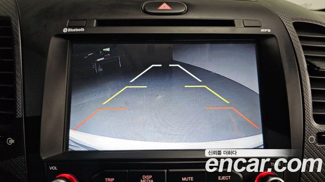 Kia K3 2018 — photo 25