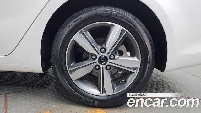 Kia K3 2018 — photo 7