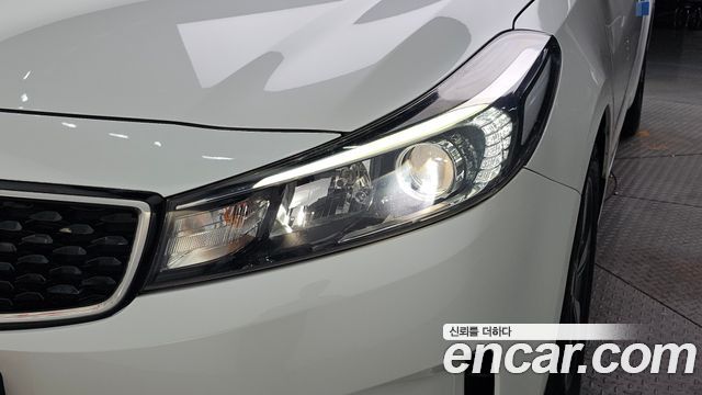 Kia K3 2018 — photo 8