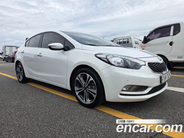 Kia K3 2015 — photo 3