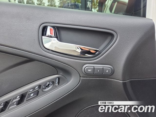 Kia K3 2015 — photo 15