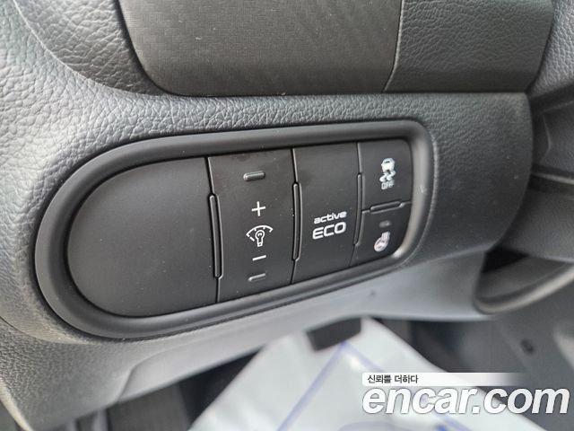 Kia K3 2015 — photo 17