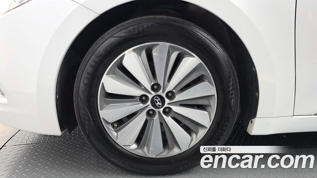 Hyundai Grandeur 2015 — photo 5
