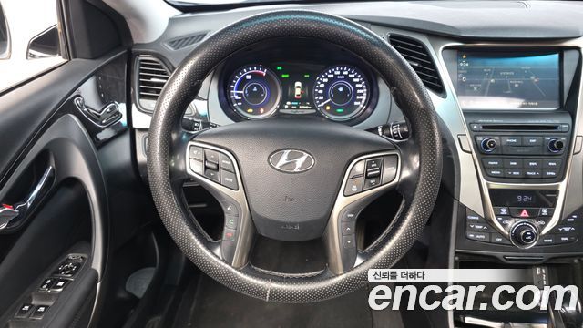Hyundai Grandeur 2015 — photo 13