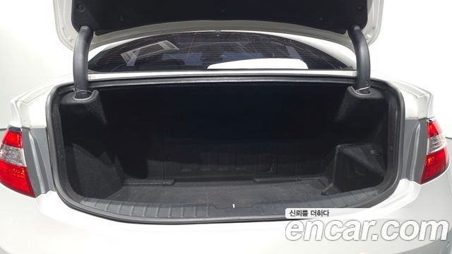 Hyundai Grandeur 2015 — photo 20