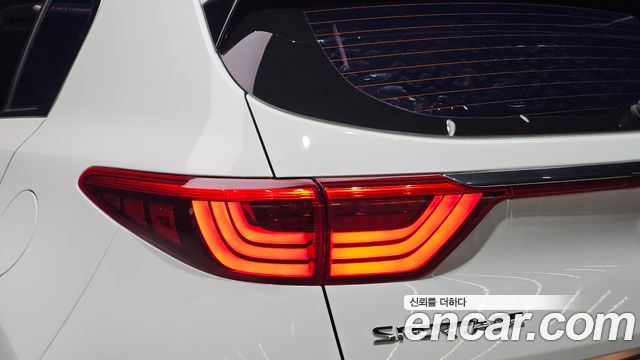 Kia Sportage 2016 — photo 9