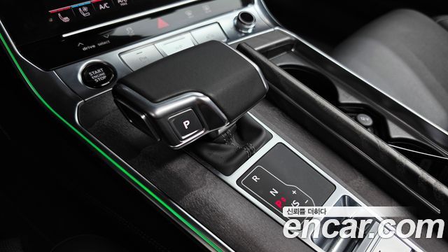 Audi A7 2025 — photo 12
