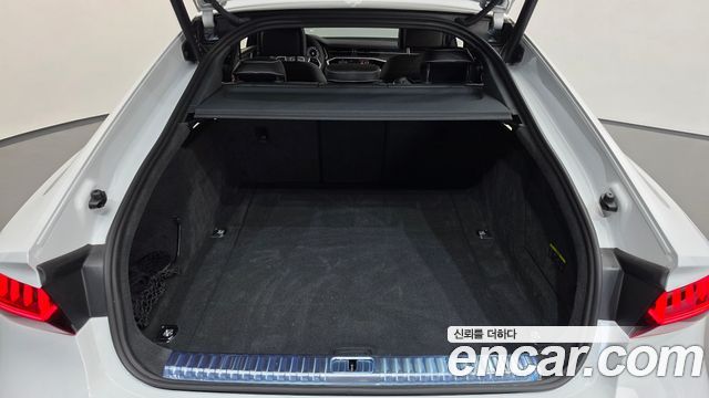 Audi A7 2025 — photo 26