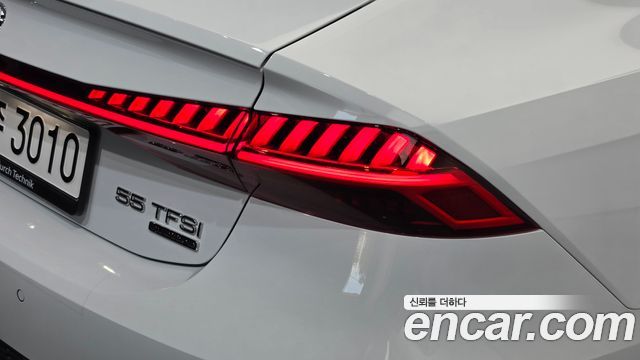 Audi A7 2025 — photo 9