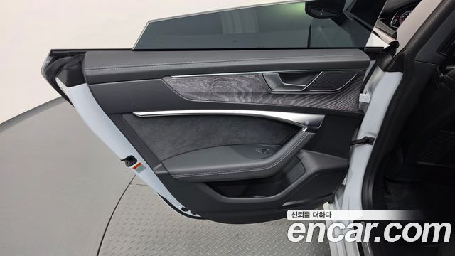 Audi A7 2025 — photo 15