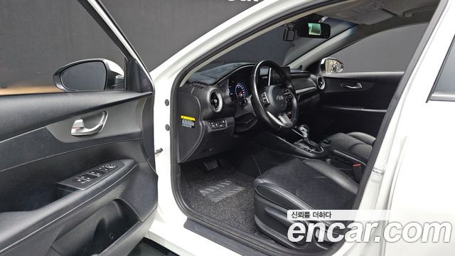 Kia K3 2019 — photo 10