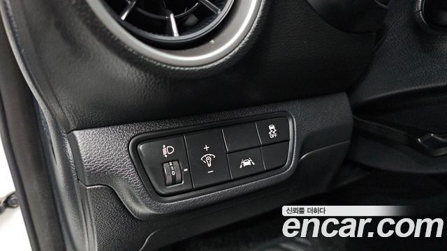 Kia K3 2019 — photo 16