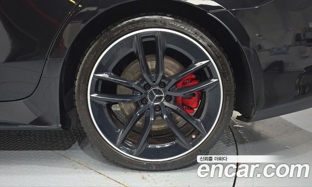 Mercedes-Benz CLS-Class 2020 — photo 7