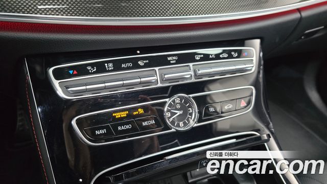 Mercedes-Benz CLS-Class 2020 — photo 33