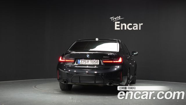 BMW 3-Series 2024 — photo 4
