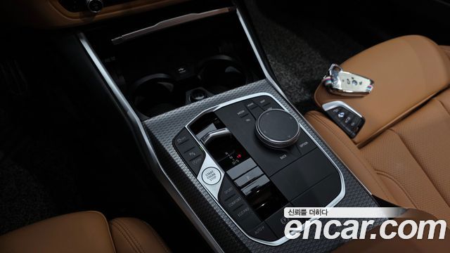 BMW 3-Series 2024 — photo 12