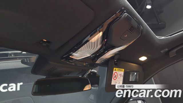 BMW 3-Series 2024 — photo 29