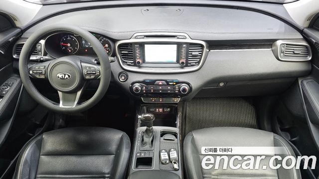 Kia Sorento 2016 — photo 10