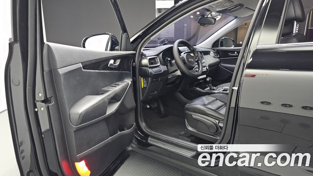 Kia Sorento 2016 — photo 13