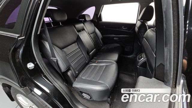 Kia Sorento 2016 — photo 17