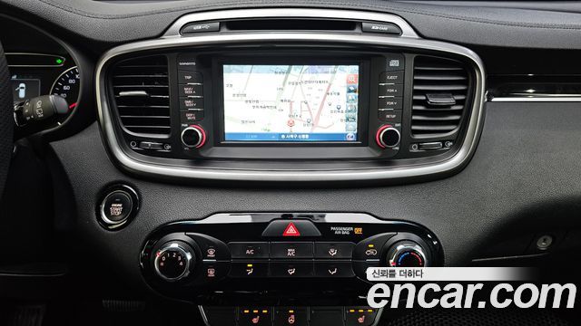 Kia Sorento 2016 — photo 20