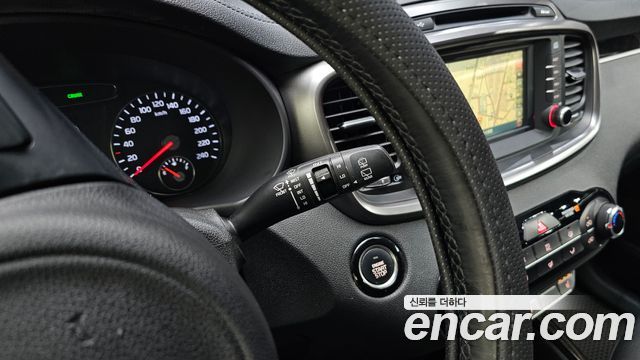 Kia Sorento 2016 — photo 25