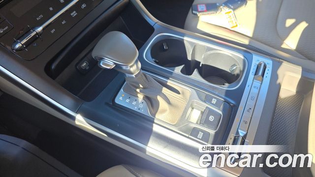Kia Canival 2022 — photo 9