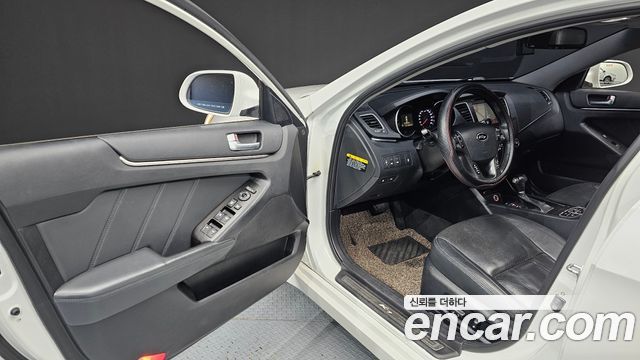Kia K7 2012 — photo 10