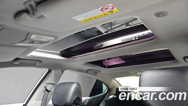 Kia K7 2012 — photo 18