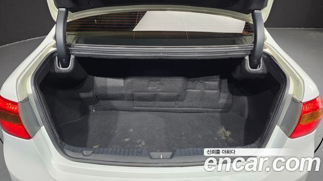 Kia K7 2012 — photo 20