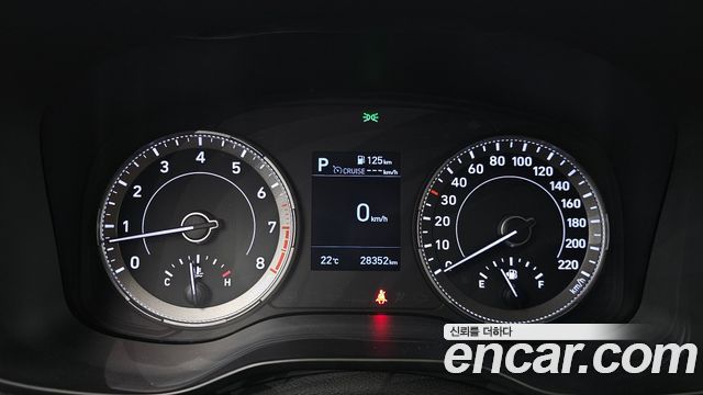 Hyundai Venue 2020 — photo 11