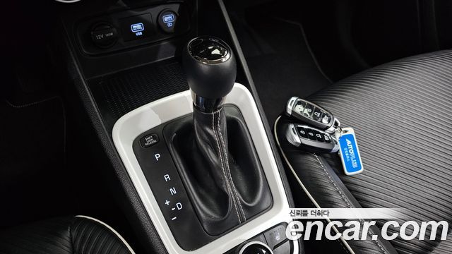 Hyundai Venue 2020 — photo 12