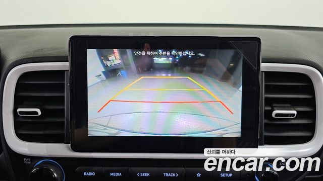 Hyundai Venue 2020 — photo 21