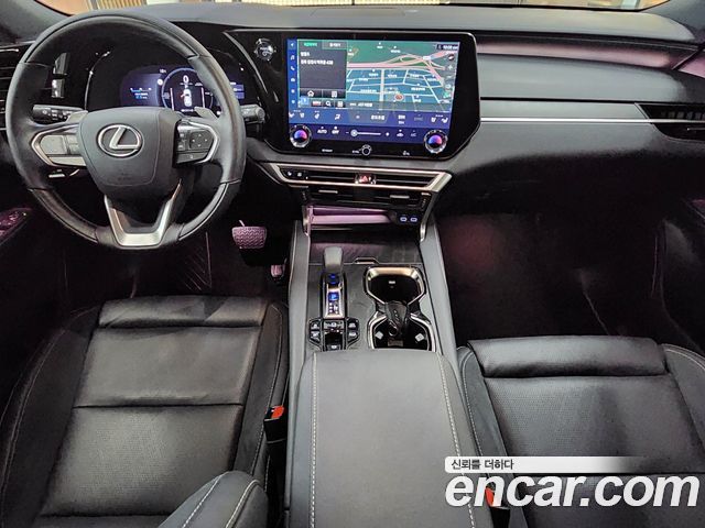 Lexus RX 2025 — photo 8