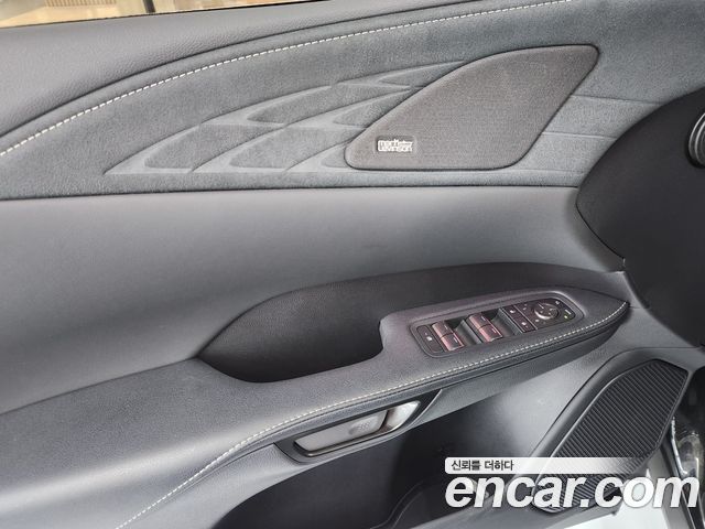Lexus RX 2025 — photo 13