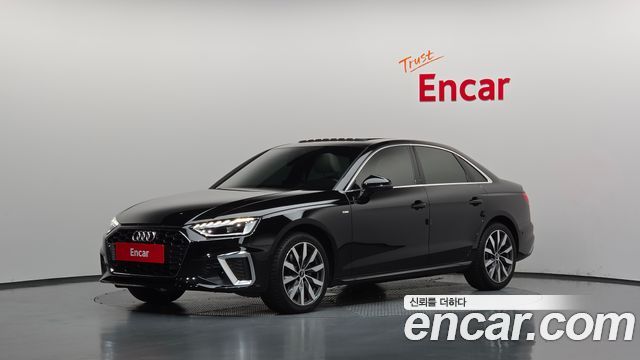 Audi A4 2023 — photo 1