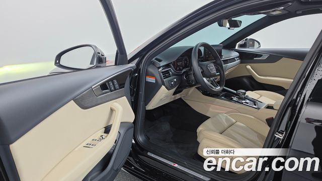 Audi A4 2023 — photo 10