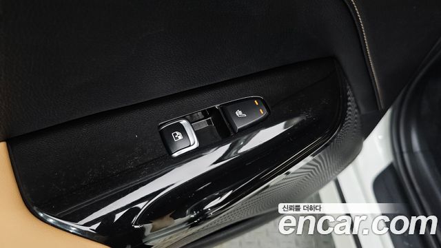 Kia K5 2021 — photo 20