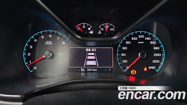 Chevrolet Korea Colorado 2021 — photo 11