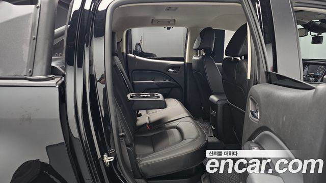 Chevrolet Korea Colorado 2021 — photo 18