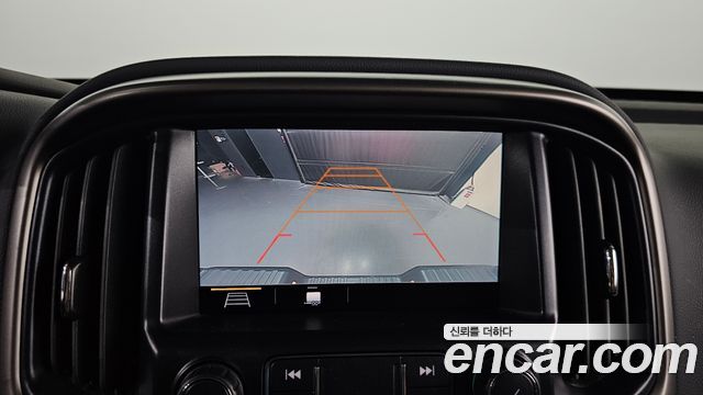 Chevrolet Korea Colorado 2021 — photo 21