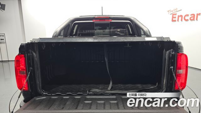 Chevrolet Korea Colorado 2021 — photo 26