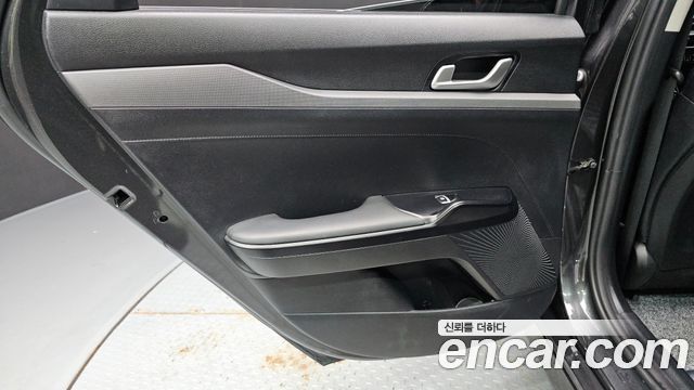 Kia K5 2025 — photo 15